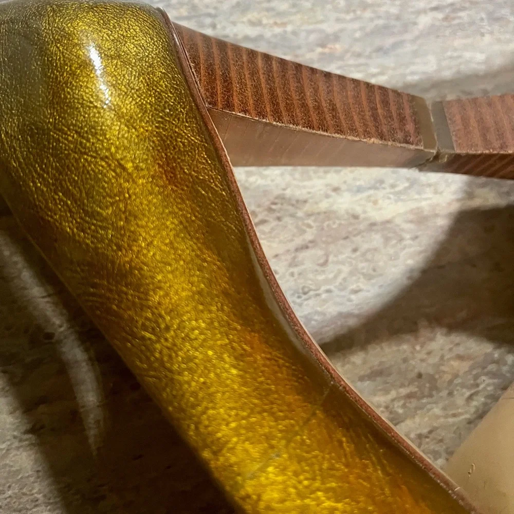 Coach Maxey Vintage glossy gold brick heels shoes - Picture 7 of 17